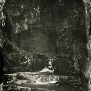 Cascades du Grenand en noir et blanc, photographiée au collodion humide.