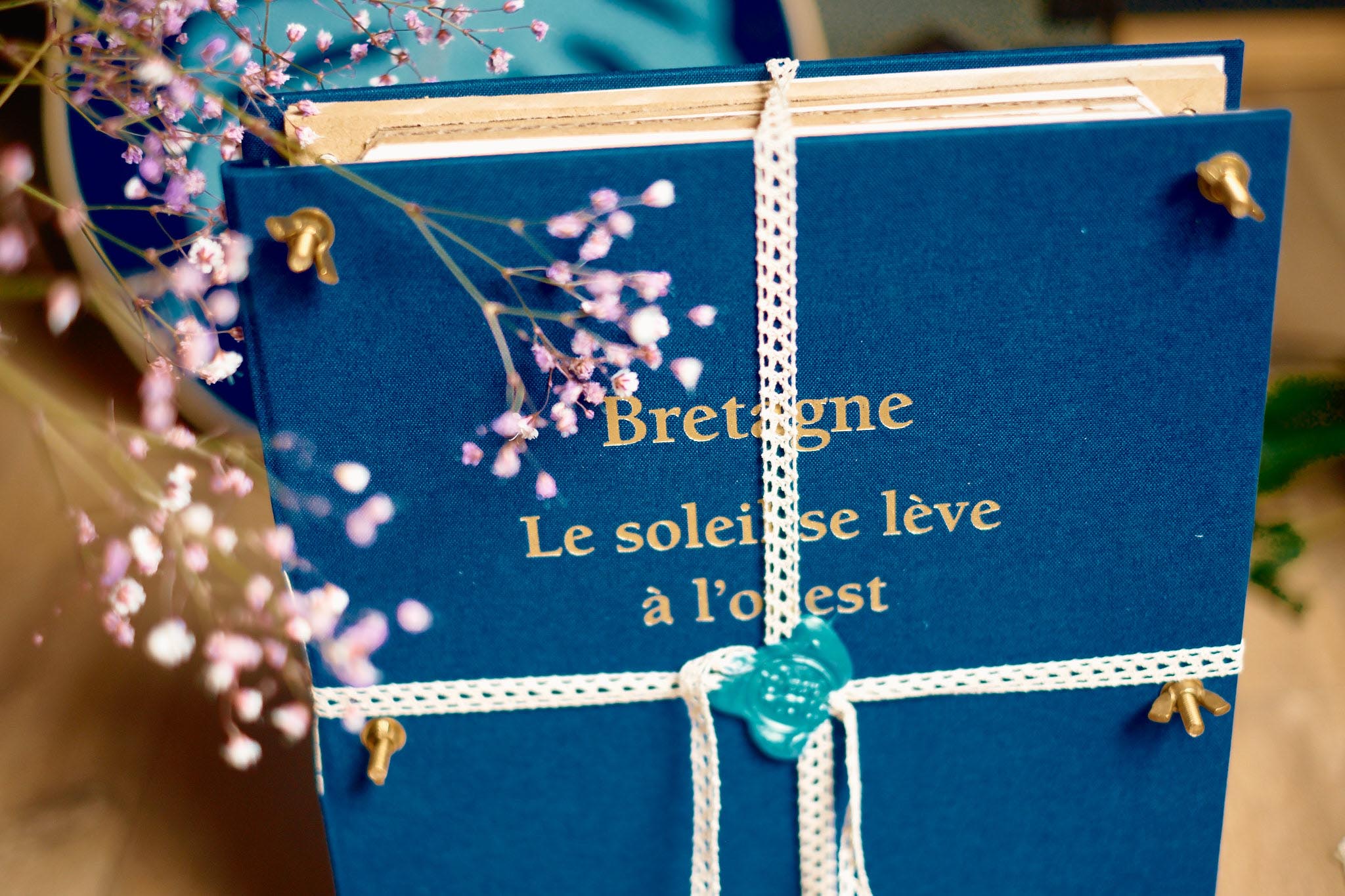 Presse à fleurs - BRETAGNE – Image 2